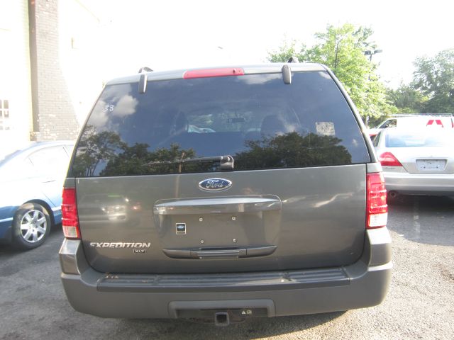 2005 Ford Expedition SL 4x4 Regular Cab