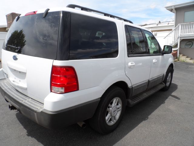 2005 Ford Expedition Sxt/4x4