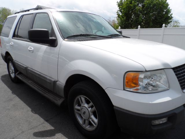 2005 Ford Expedition Sxt/4x4