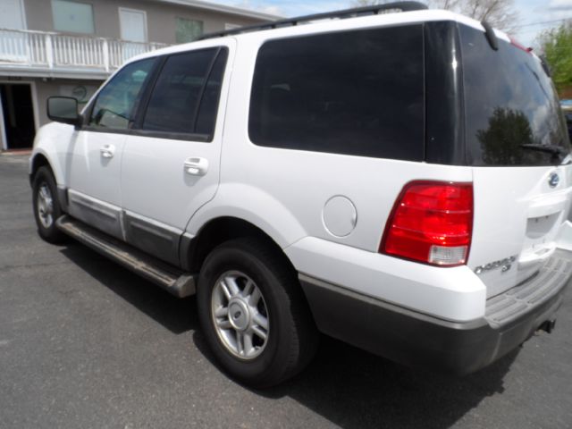 2005 Ford Expedition Sxt/4x4