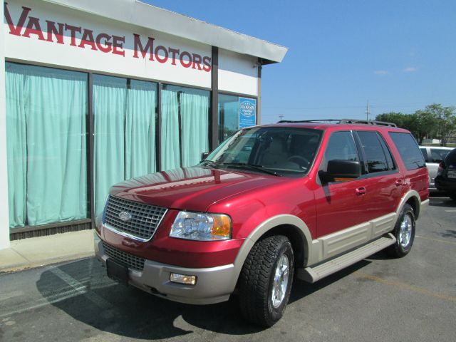 2005 Ford Expedition Ram 1500 2-WD