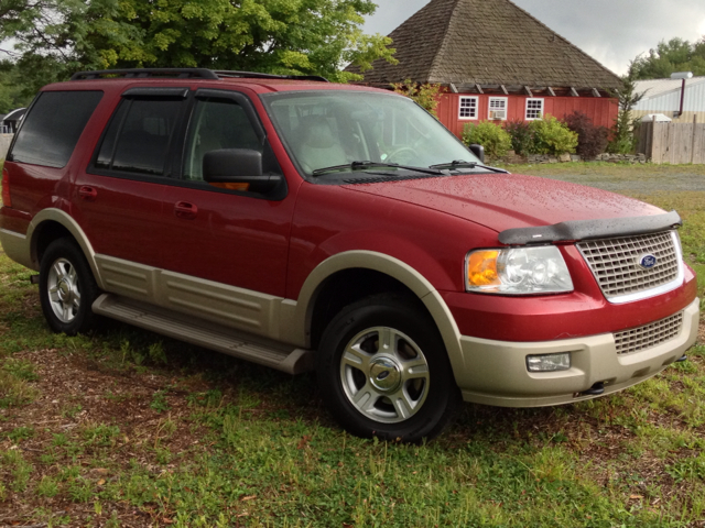 2005 Ford Expedition E320 - Extra Sharp