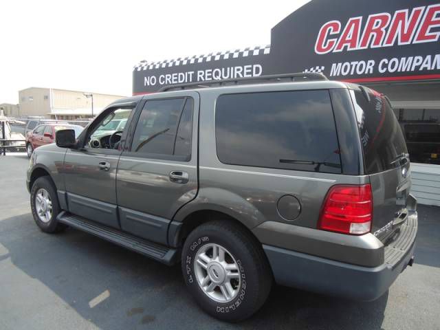 2005 Ford Expedition 4dr Sdn 2.4L FWD