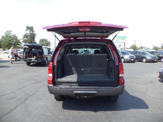 2005 Ford Expedition ESi