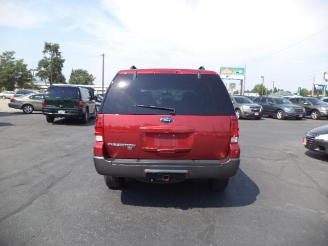 2005 Ford Expedition ESi