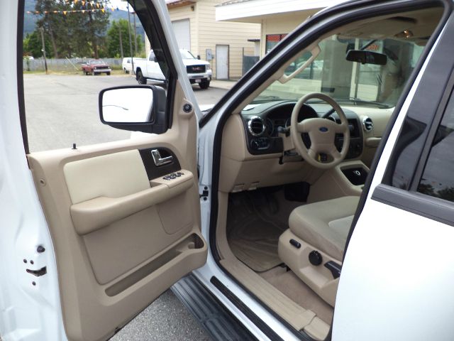 2005 Ford Expedition SL 4x4 Regular Cab