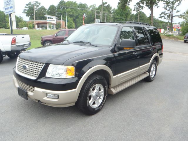 2005 Ford Expedition E320 - Extra Sharp