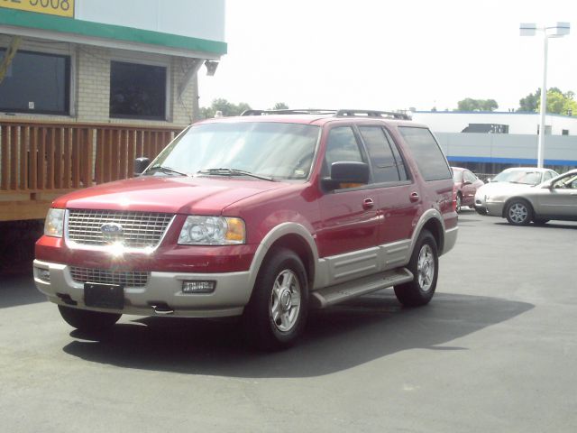 2005 Ford Expedition E320 - Extra Sharp