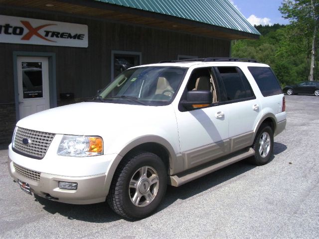 2005 Ford Expedition E320 - Extra Sharp