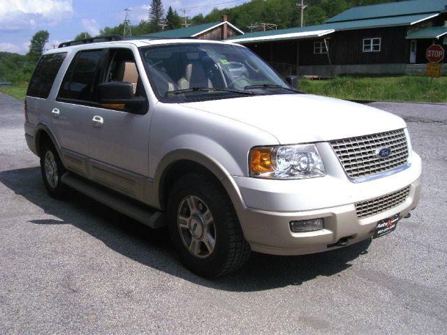 2005 Ford Expedition E320 - Extra Sharp