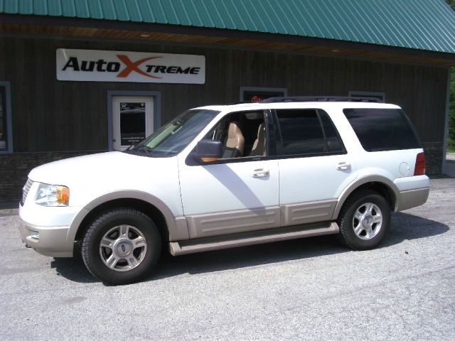 2005 Ford Expedition E320 - Extra Sharp