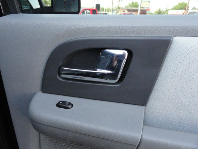 2005 Ford Expedition Power Windows, Seat And Locks