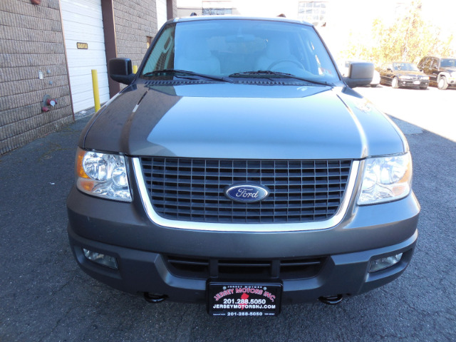 2005 Ford Expedition Unknown