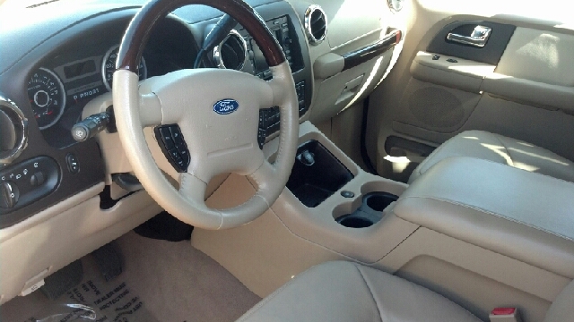 2005 Ford Expedition Super