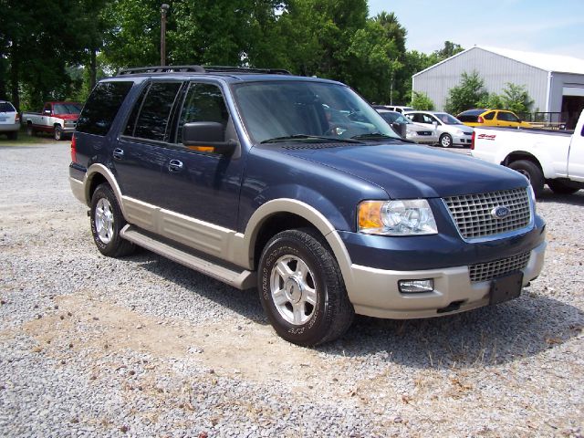 2005 Ford Expedition E320 - Extra Sharp