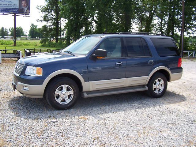 2005 Ford Expedition E320 - Extra Sharp