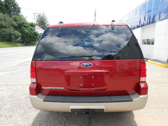 2005 Ford Expedition E320 - Extra Sharp