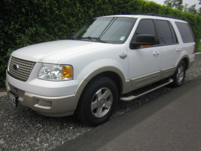 2006 Ford Expedition E320 - Extra Sharp