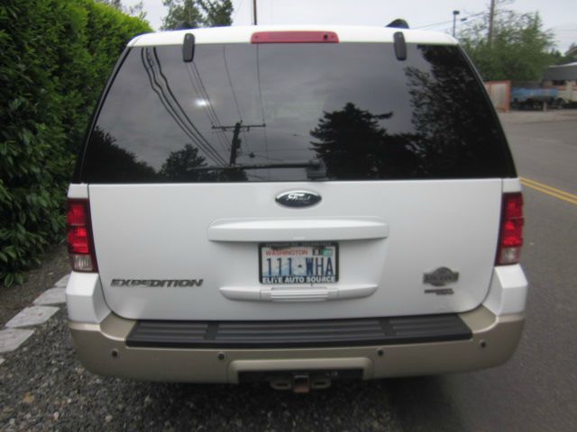 2006 Ford Expedition E320 - Extra Sharp