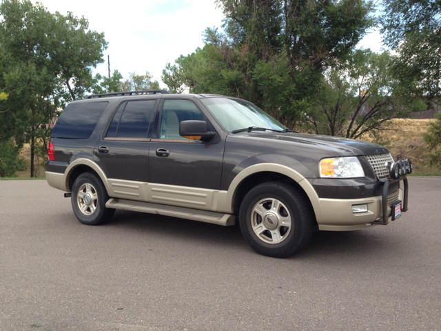 2006 Ford Expedition E320 - Extra Sharp