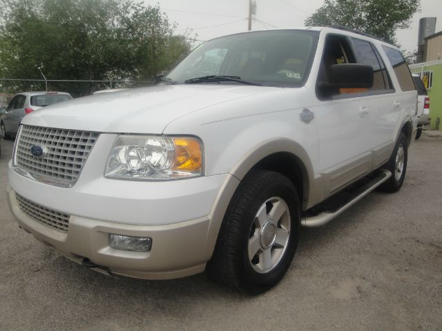 2006 Ford Expedition Premier 2WD 4-cyl Auto