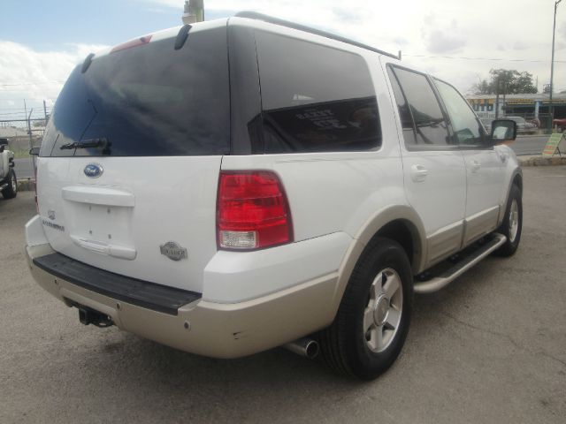 2006 Ford Expedition Premier 2WD 4-cyl Auto