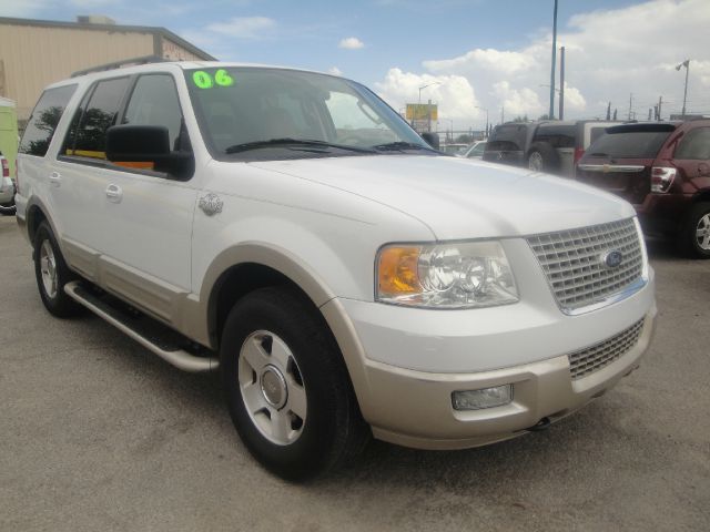 2006 Ford Expedition Premier 2WD 4-cyl Auto