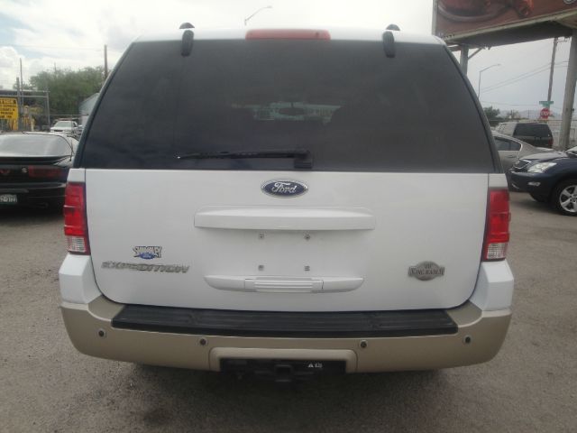 2006 Ford Expedition Premier 2WD 4-cyl Auto