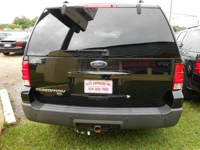 2006 Ford Expedition 15