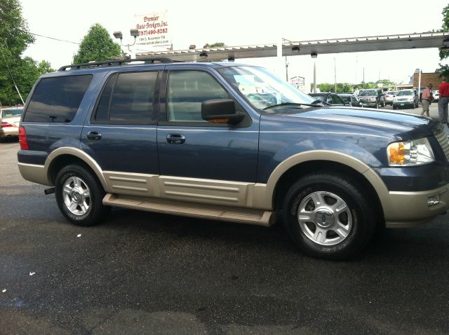 2006 Ford Expedition E320 - Extra Sharp