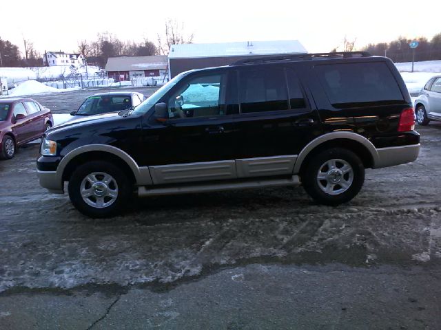 2006 Ford Expedition E320 - Extra Sharp