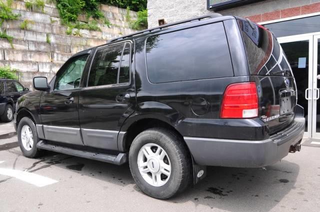 2006 Ford Expedition ESi