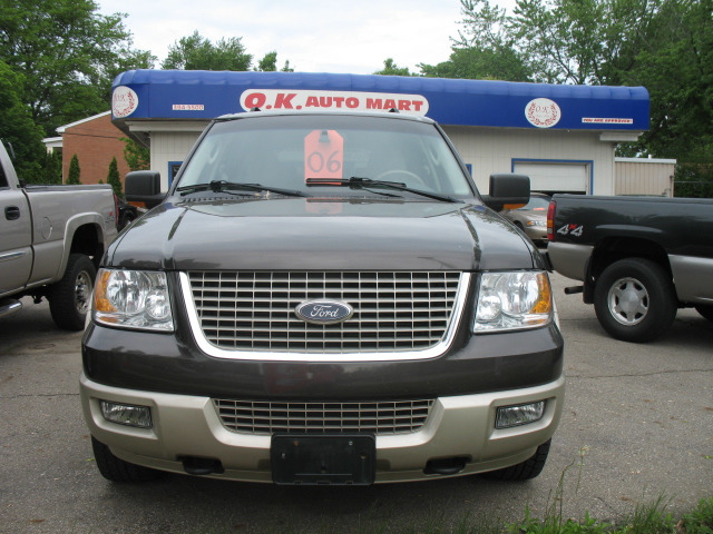 2006 Ford Expedition E320 - Extra Sharp