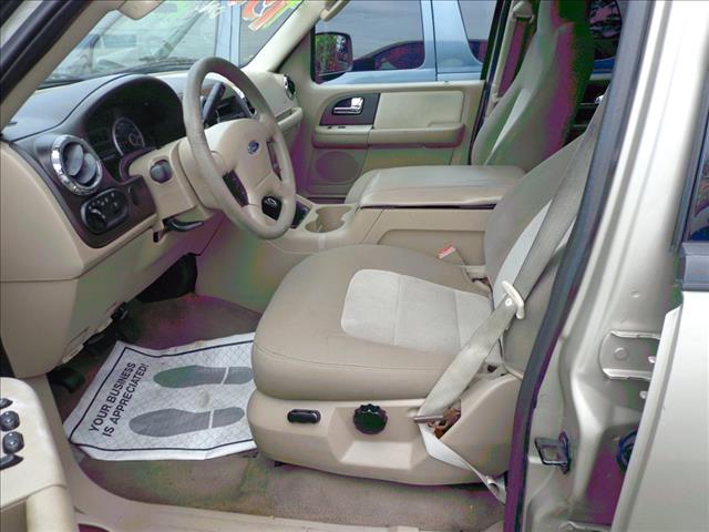 2006 Ford Expedition Unknown