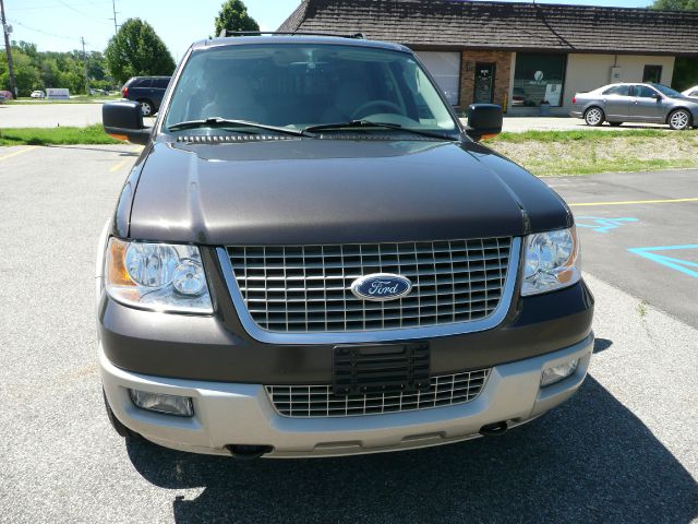 2006 Ford Expedition E320 - Extra Sharp