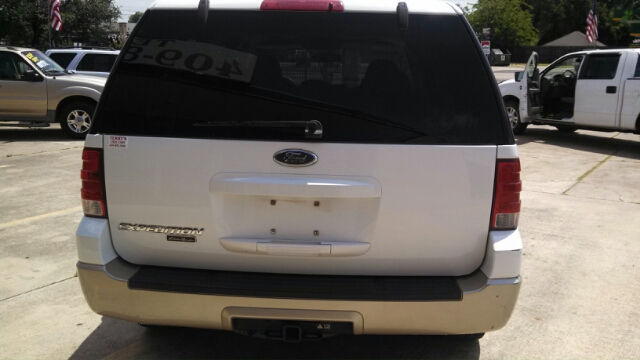 2006 Ford Expedition E320 - Extra Sharp