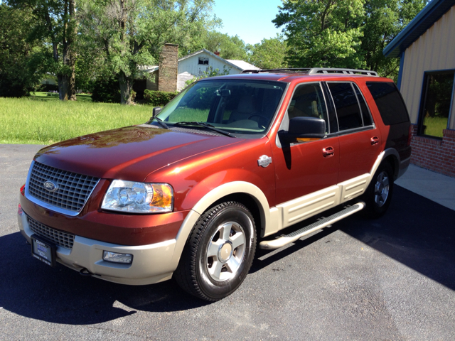 2006 Ford Expedition E320 - Extra Sharp