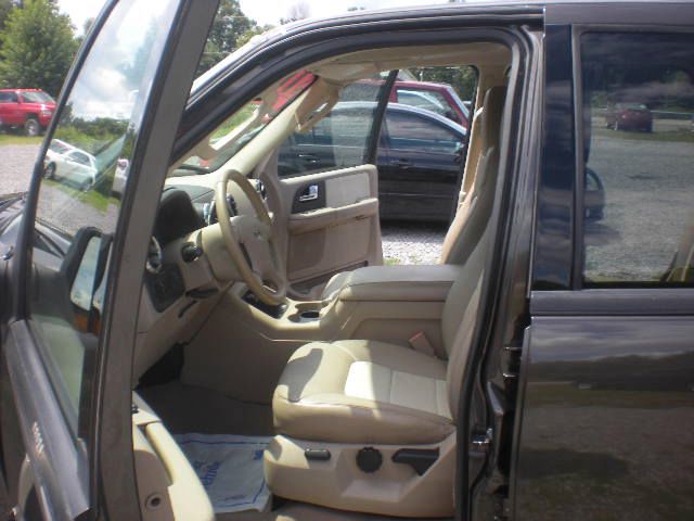 2006 Ford Expedition E320 - Extra Sharp