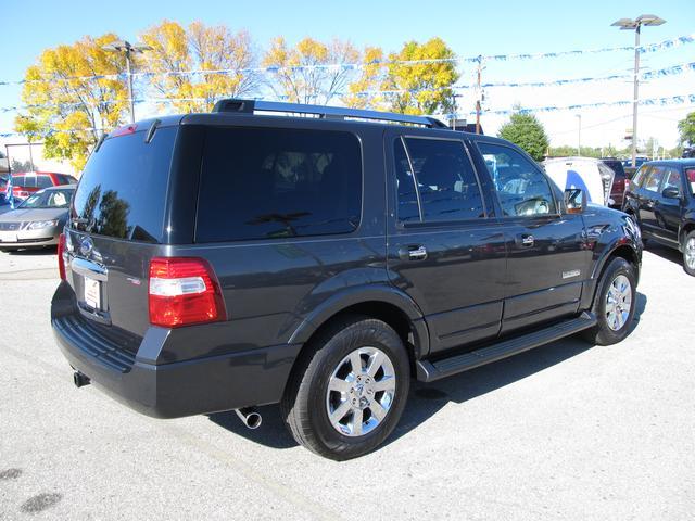 2007 Ford Expedition SLT 25