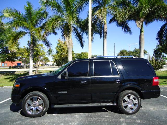 2007 Ford Expedition SLT 25