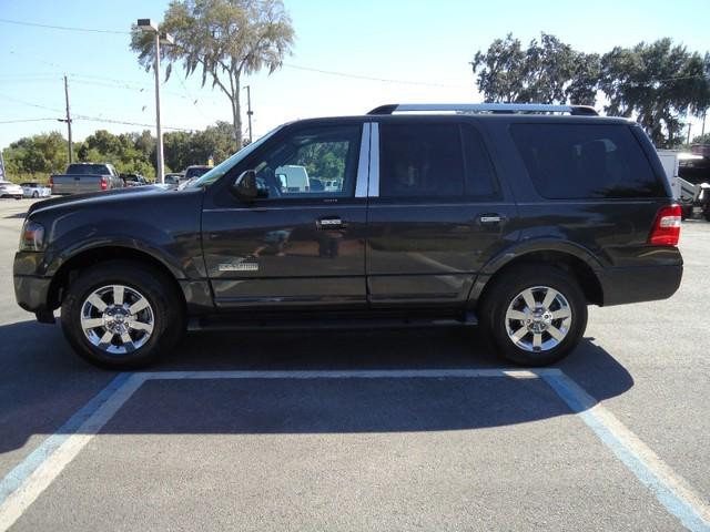 2007 Ford Expedition SLT 25