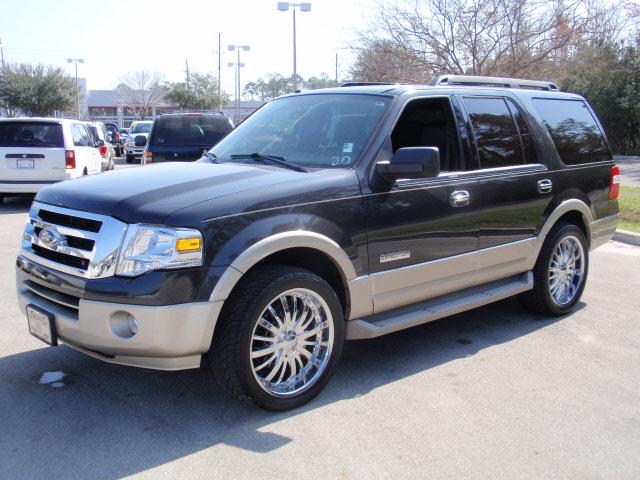 2007 Ford Expedition XL XLT Work Series