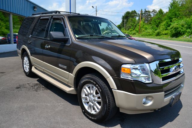 2008 Ford Expedition E320 - Extra Sharp