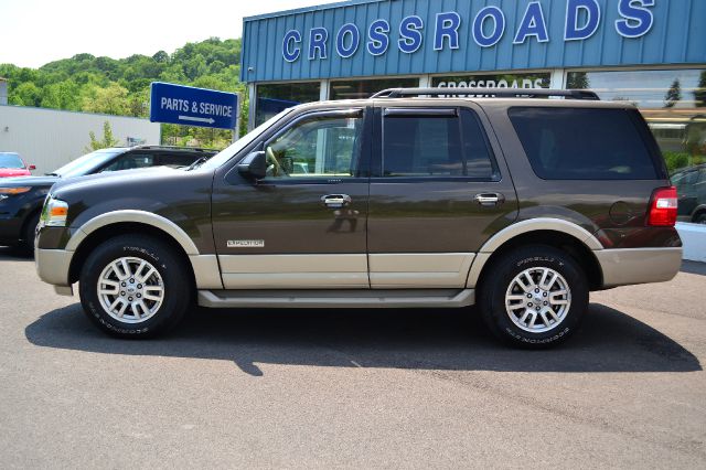 2008 Ford Expedition E320 - Extra Sharp