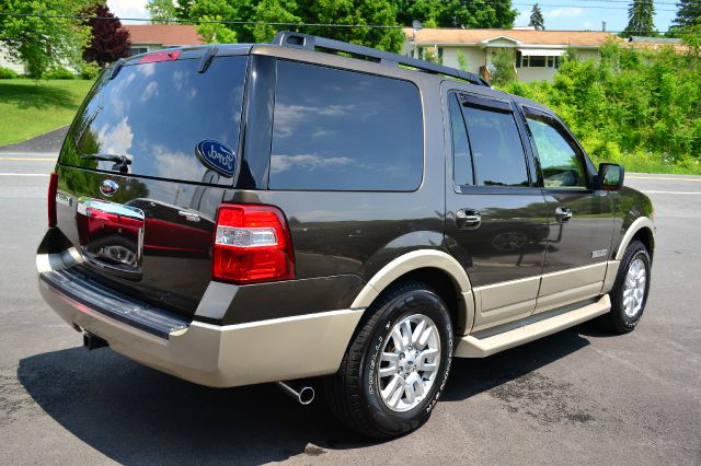 2008 Ford Expedition E320 - Extra Sharp