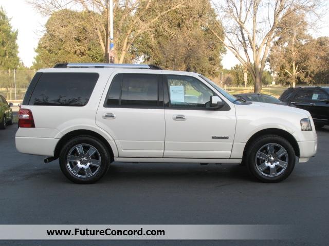 2008 Ford Expedition SLT 25