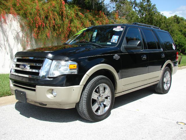 2009 Ford Expedition Premier 2WD 4-cyl Auto