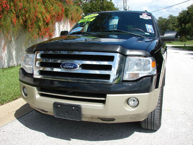 2009 Ford Expedition Premier 2WD 4-cyl Auto