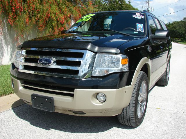 2009 Ford Expedition Premier 2WD 4-cyl Auto