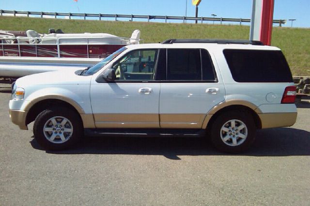 2009 Ford Expedition SL 4x4 Regular Cab